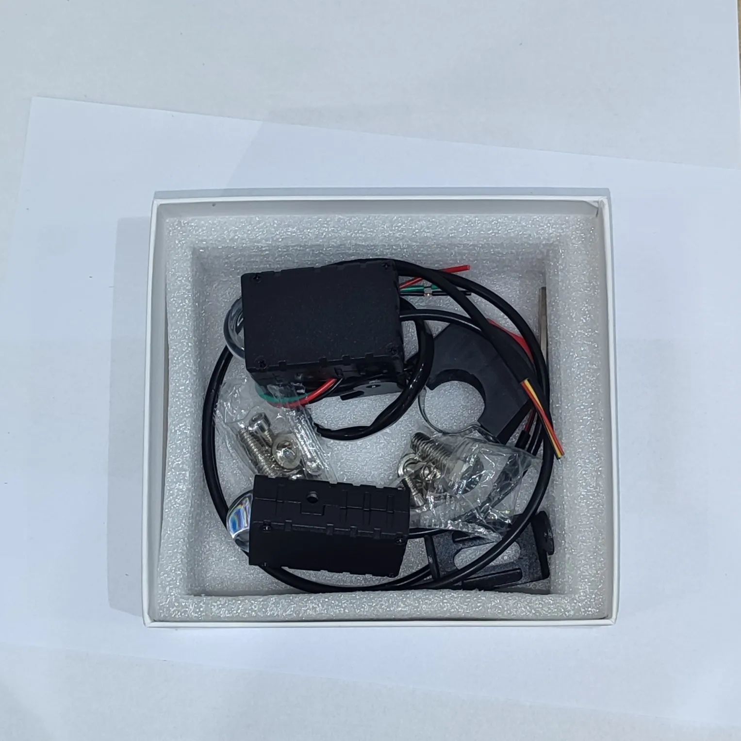 Faros Auxiliares AC/DC 8-60V. 40W/5.500LM C/Tecla PAR - Image 3