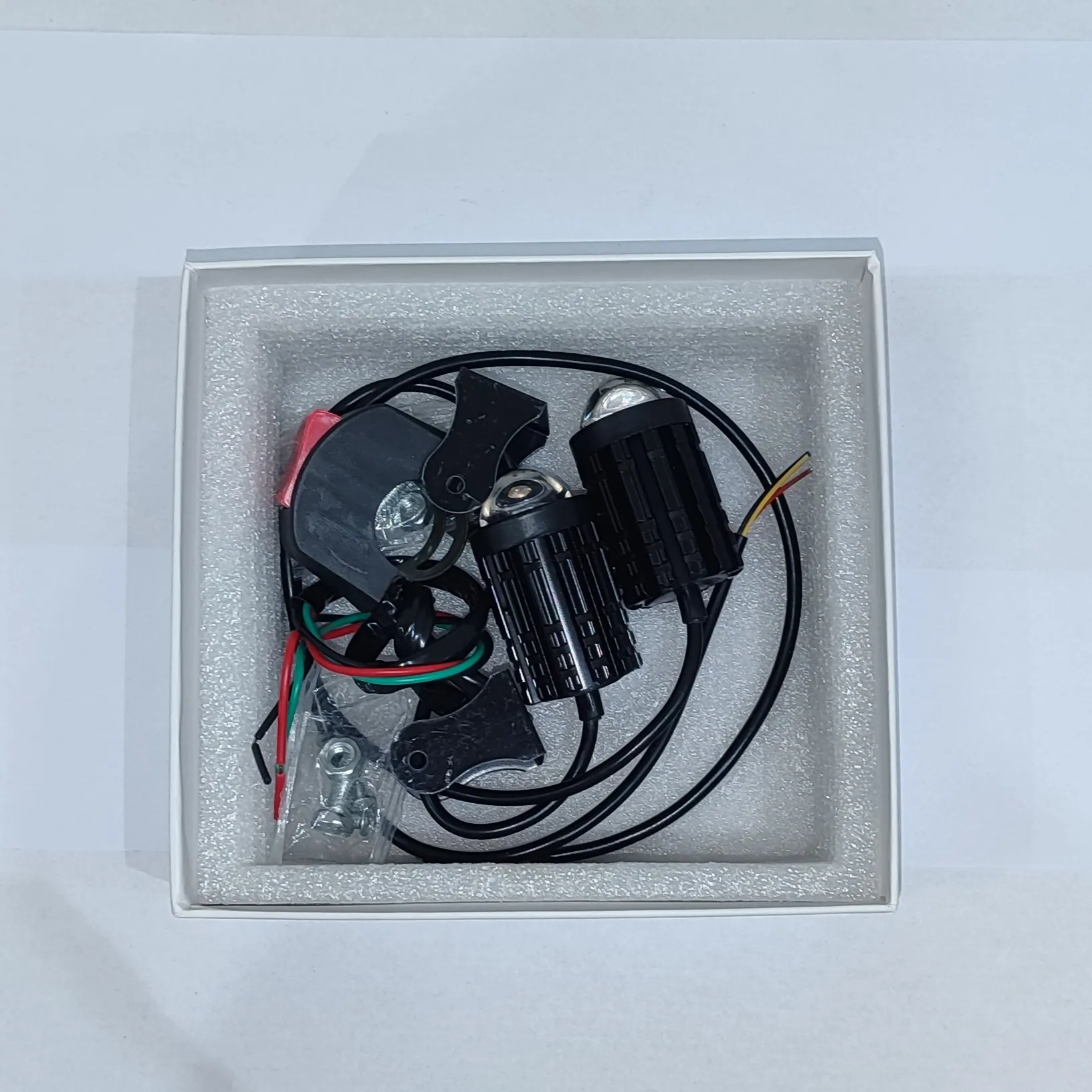 Faros Auxiliares. C/Lupa. 27W/2.700LM + Tecla PAR - Image 4